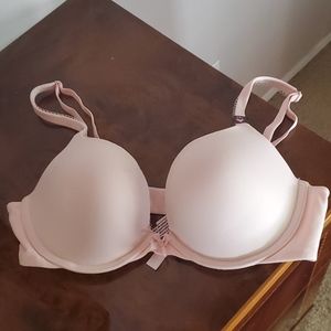 VS push up bra
